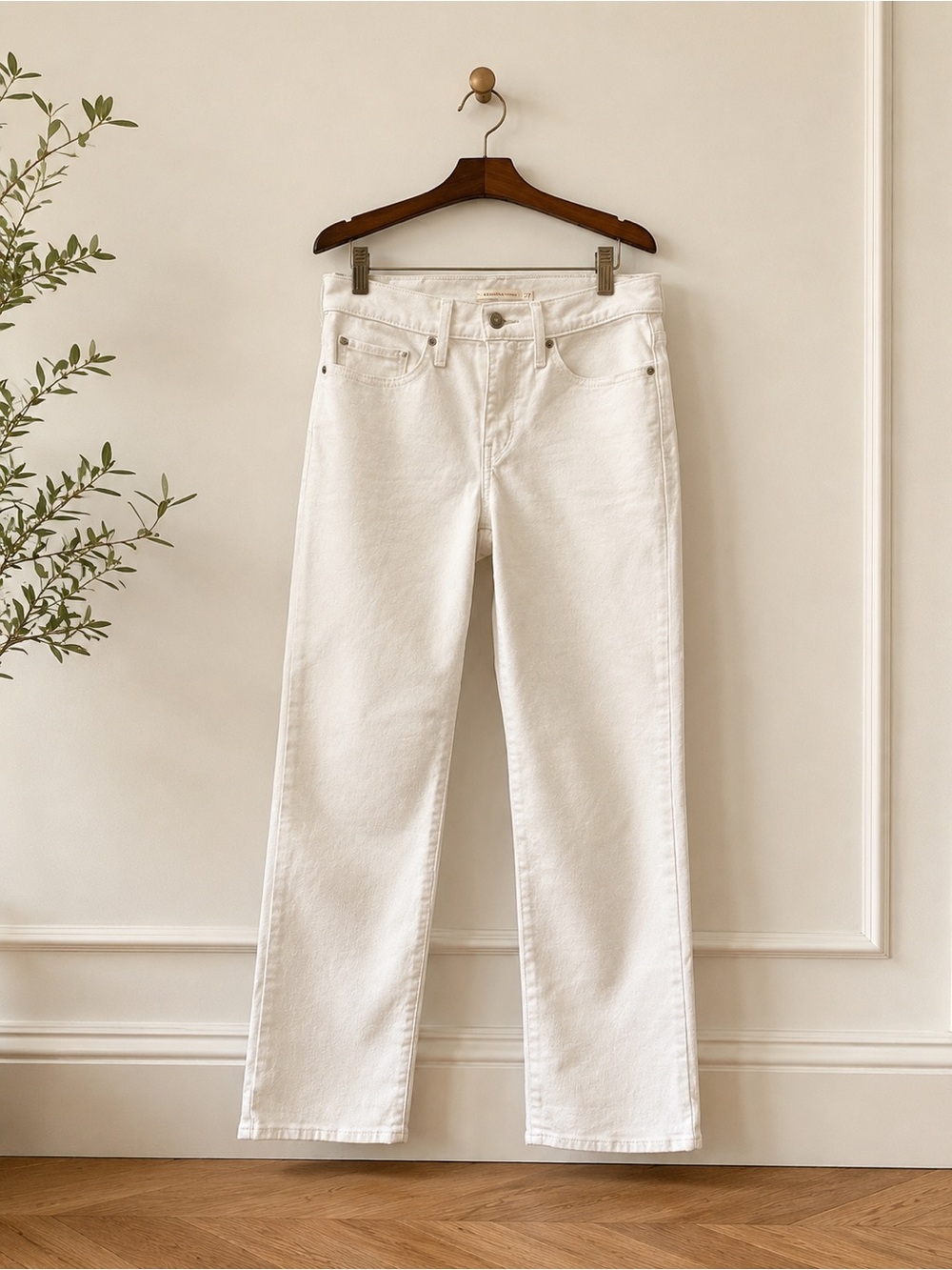 Levi’s 314 Shaping Straight Jeans White Mid Rise Stretch Denim Size 27